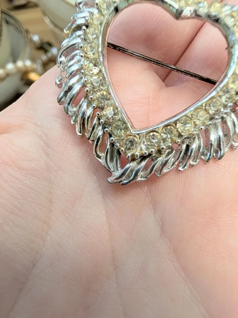 Vintage Heart Brooch with Rhinestones & Feathered Border
